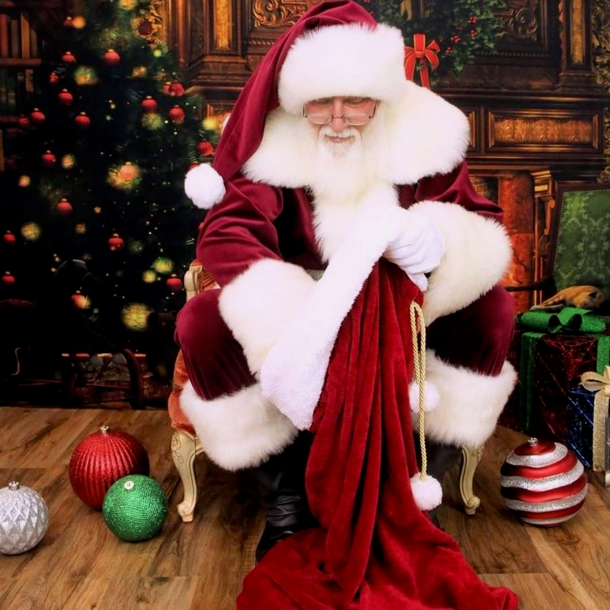 Stories with Santa & Ornament Painting
